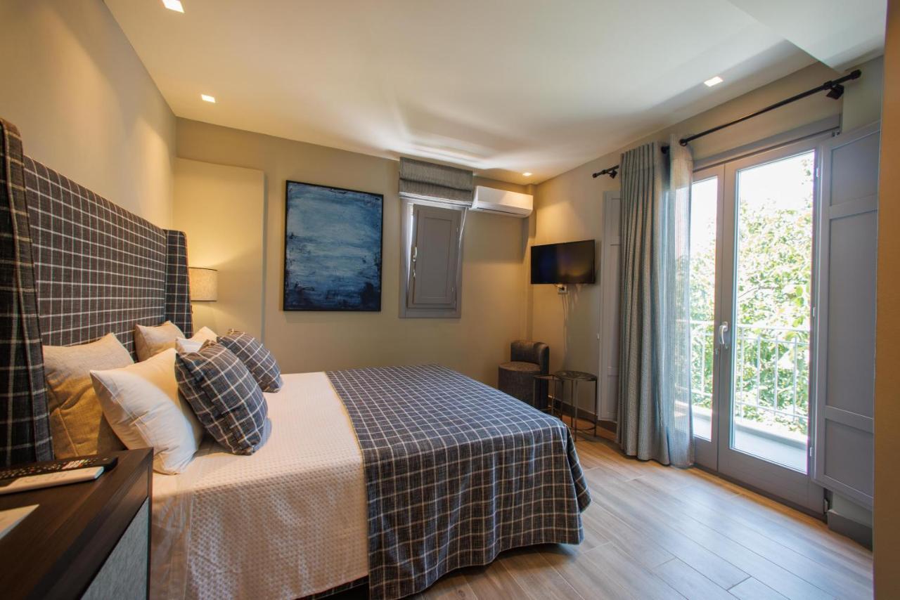 Kastro Maini Hotel อาเรโอโปลิส ภายนอก รูปภาพ