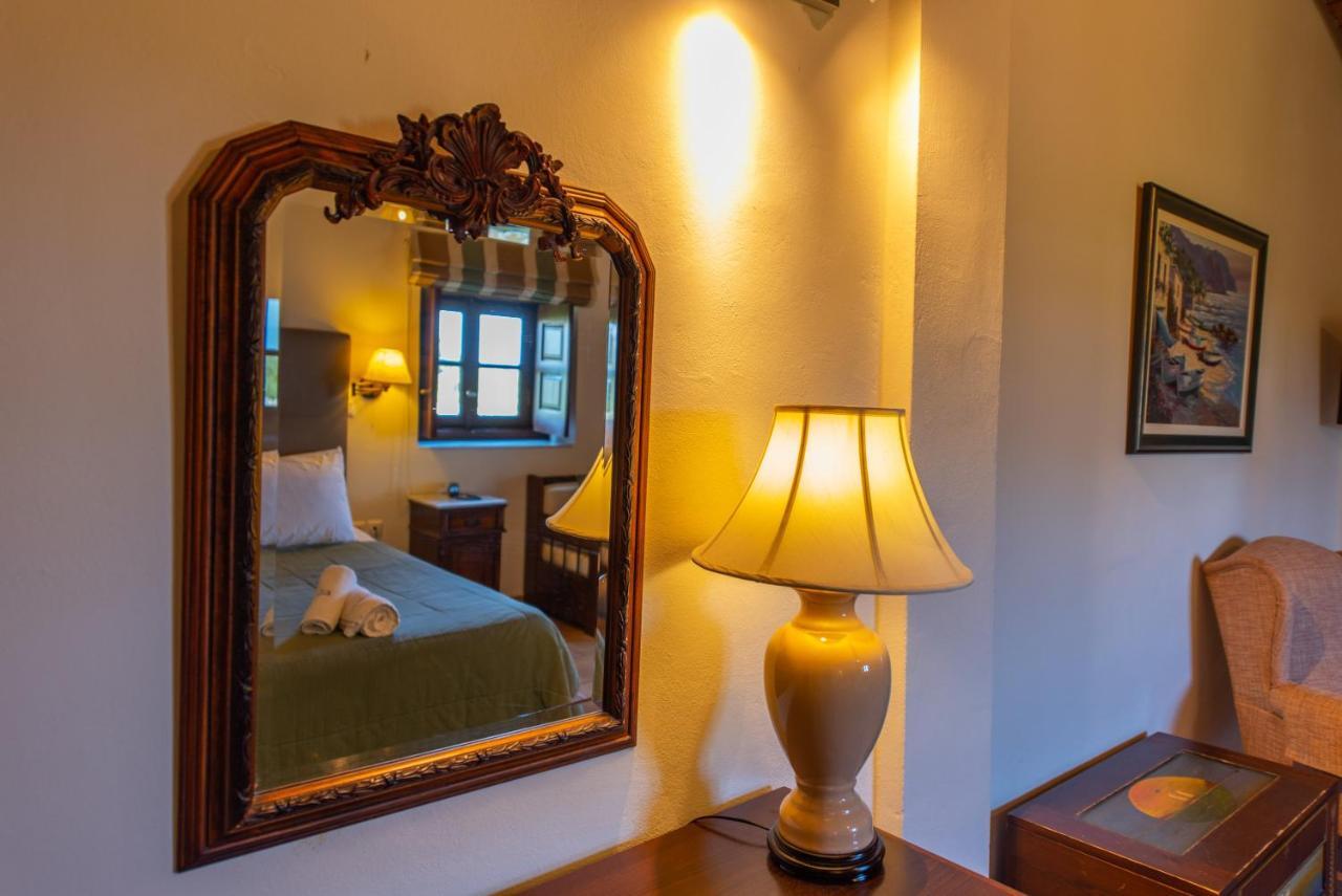 Kastro Maini Hotel อาเรโอโปลิส ภายนอก รูปภาพ